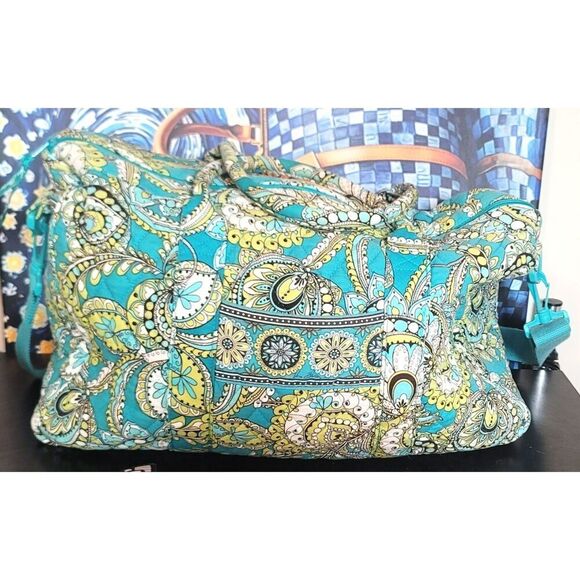 Vera Bradley Medium Active Duffel Bag - Peacock Pattern - Picture 3 of 12